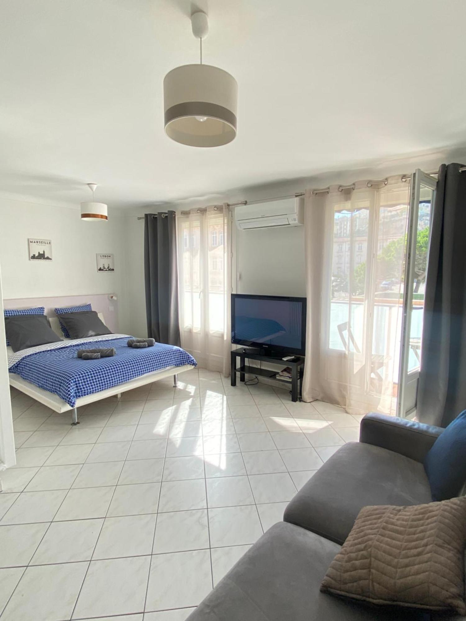 Appartement Confortable Pres De La Plage Catalane Et Pharo Марсилия Екстериор снимка